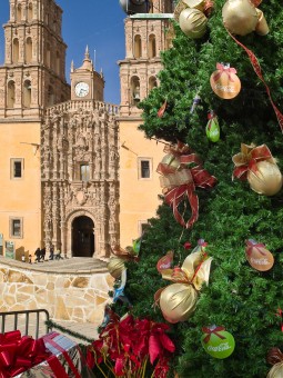 Christmas greetings from the Cathedral at Dolores Hidalgo